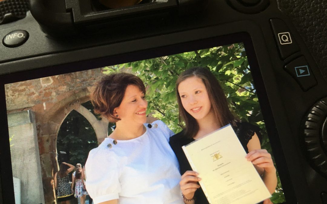 Alicia´s Abitur - Frau Grafica